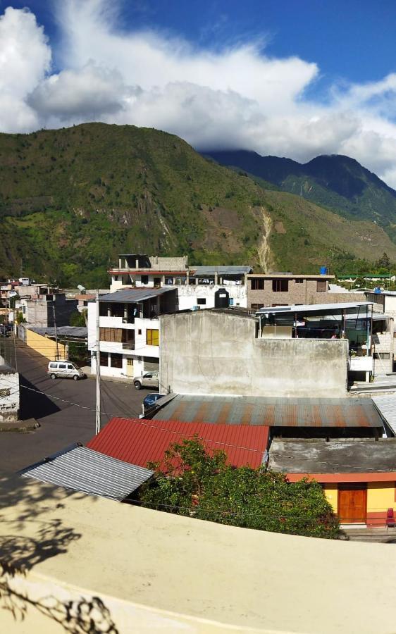 Mayra'S Apartments And Spanish School Baños Esterno foto