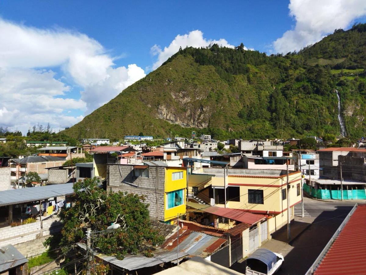 Mayra'S Apartments And Spanish School Baños Esterno foto